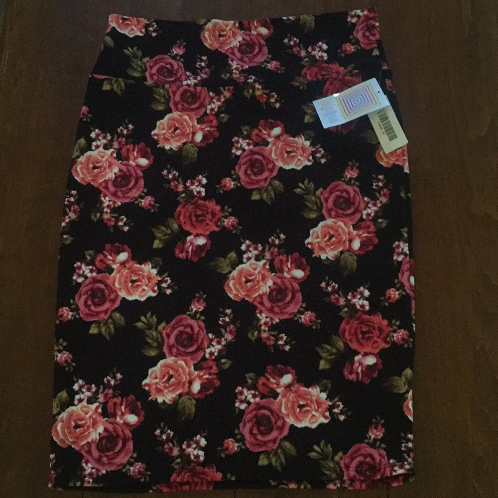 Lularoe Cassie